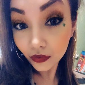 Meet your Posher, Teresa